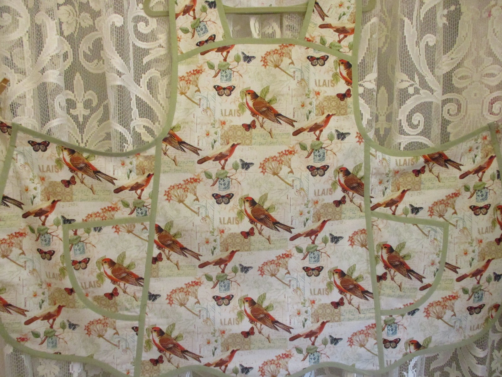 HANDMADE BIB APRON GARDEN BIRDS gallery