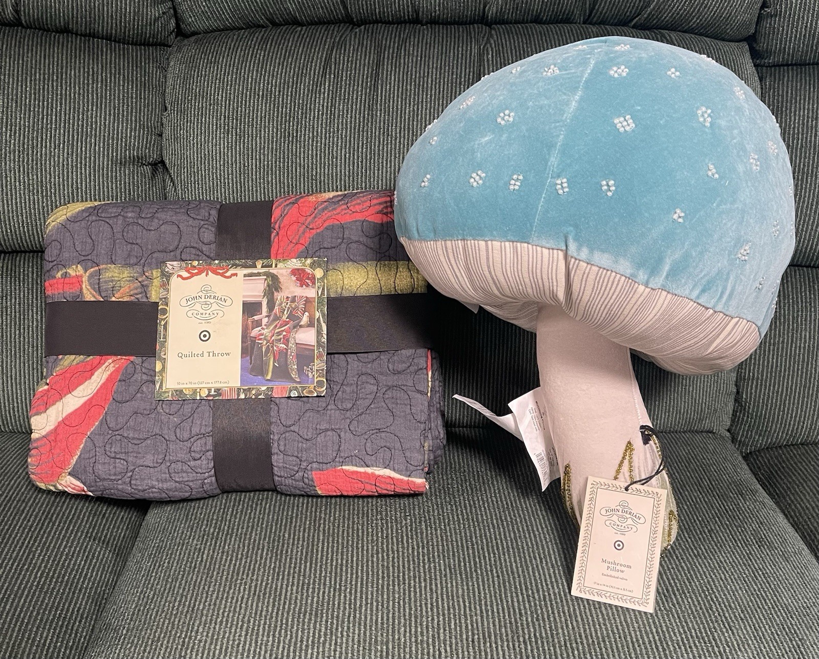 John Derian Target Amaryllis Quilted Throw Blanket & Blue Mushroom Plush gallery