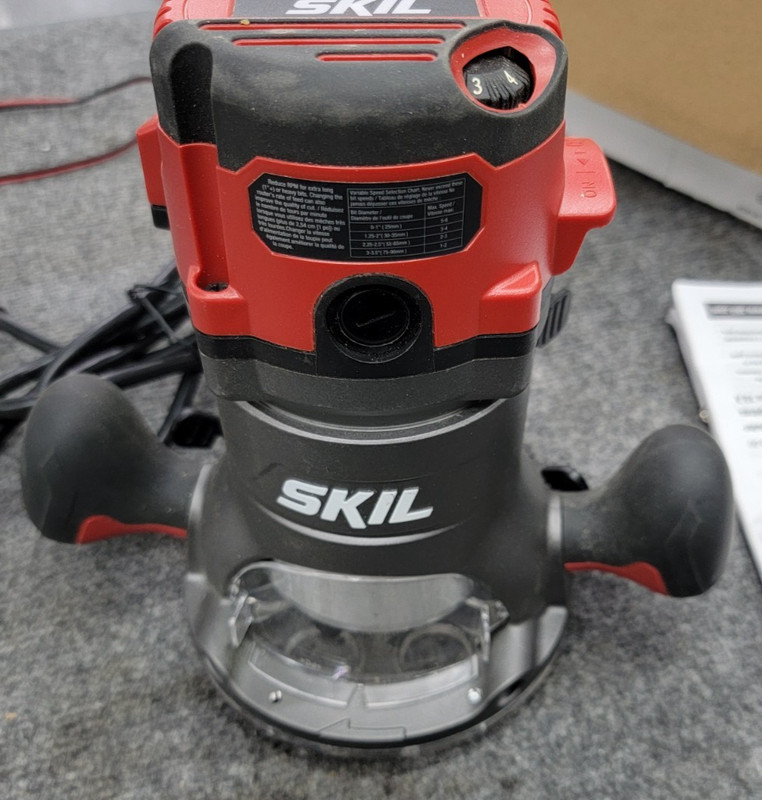 SKIL 10 AMP Fixed Base Corded Router (RT1323-00) gallery