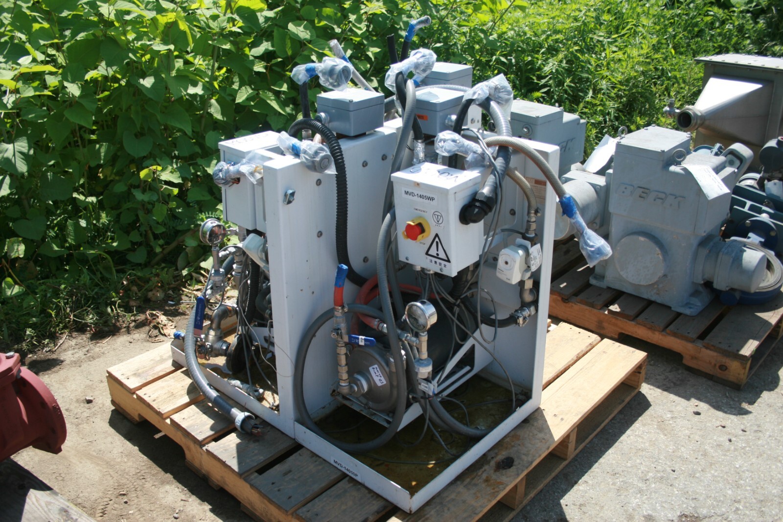 CVD Water Recirculation System 5591-6200 - 1.5HP, 60Hz, 1PH, 115/230V, 3450 RPM gallery