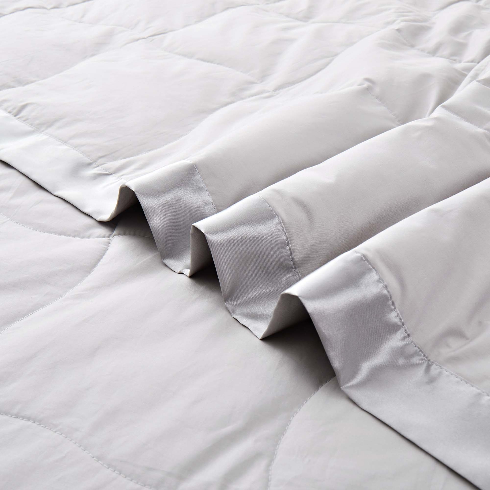 Oversized Down Blanket, King or Queen Bed Blanket with Satin Trim Cotton Shell gallery