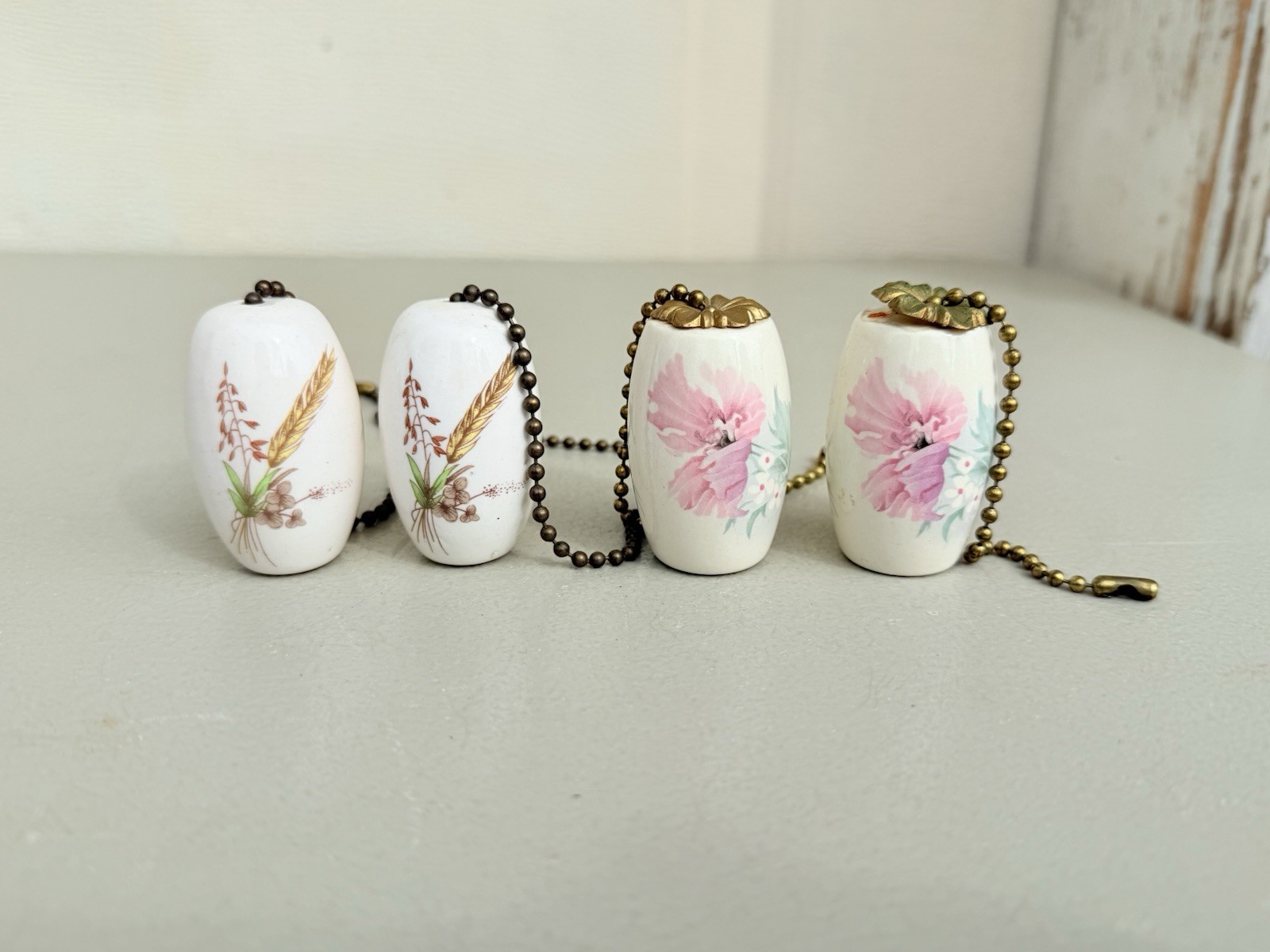 Vintage PORCELAIN Ceiling Fan Light Pull Floral Ceramic Brass Chain Lot of 4 gallery