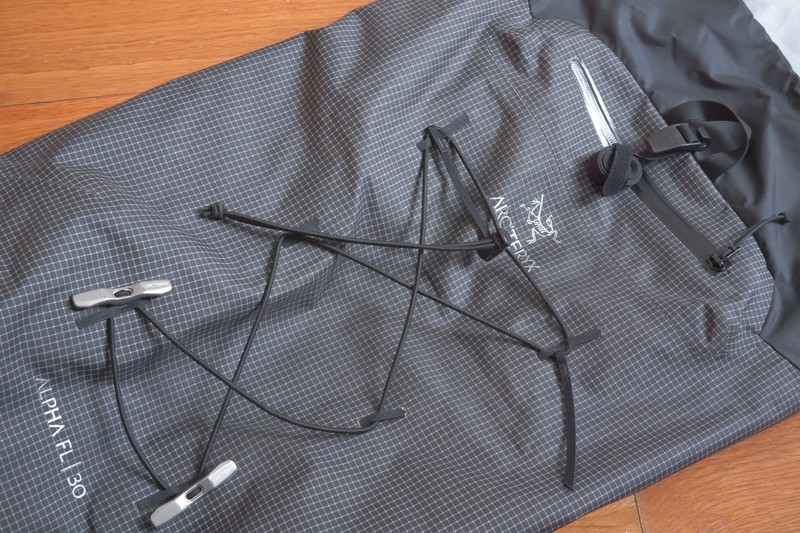 Arc'teryx Alpha FL 30 Backpack, Black 4