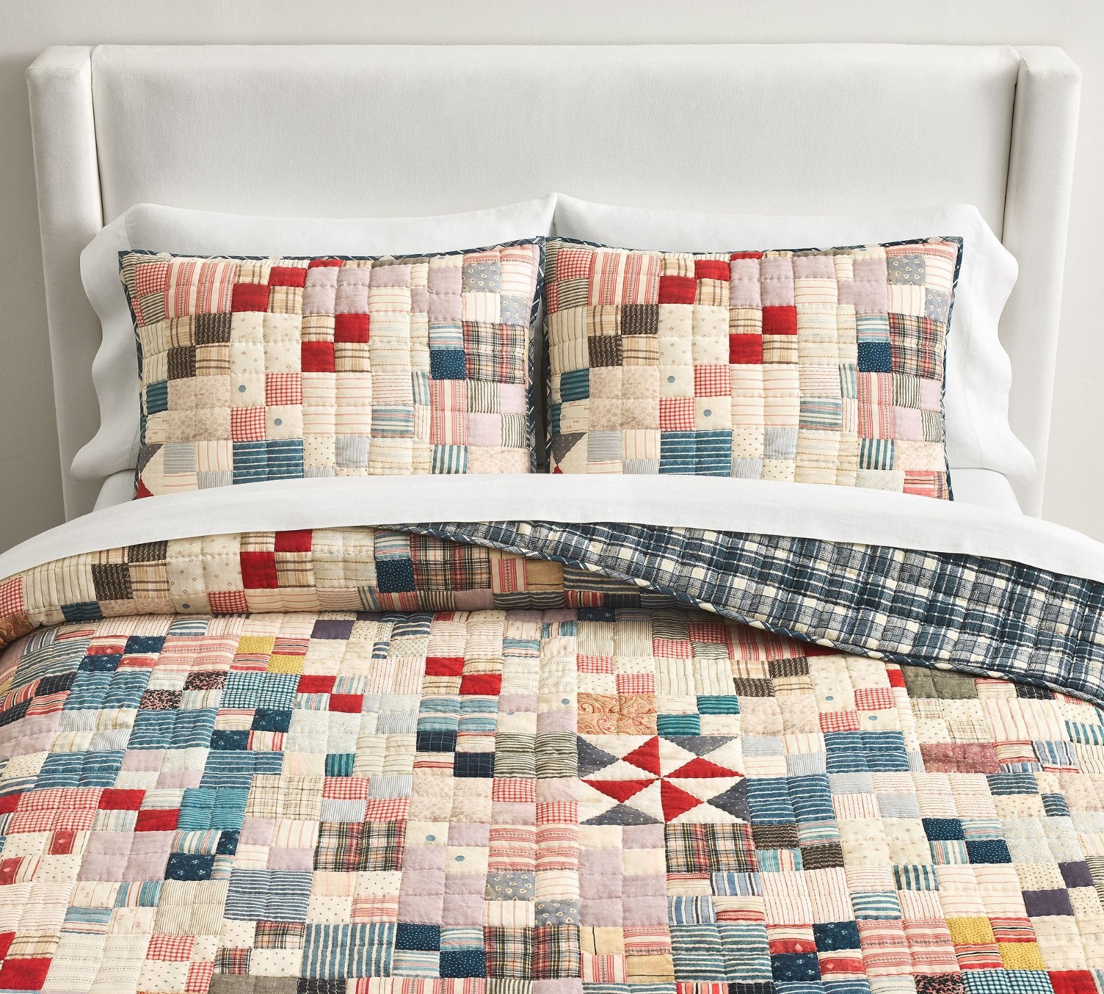 NEW Pottery Barn Jamie Reversible Quilt gallery