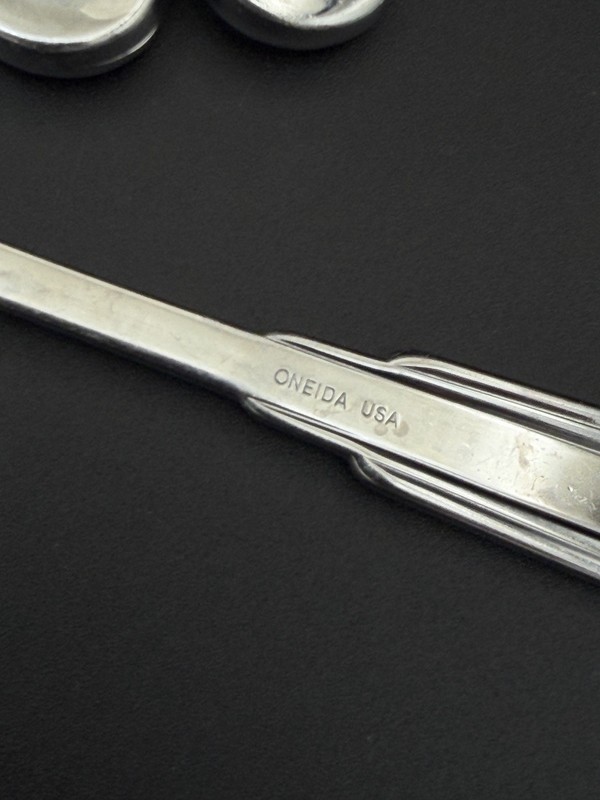 Oneida Stainless Flatware CITYSCAPE HUGE LOT 24 Pieces. Set For FOUR and More.. gallery