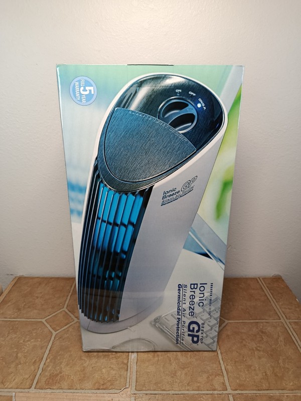 SHARPER IMAGE IONIC BREEZE DESKTOP GP SILENT AIR PURIFIER IONIZER NEW SEALED NOS gallery