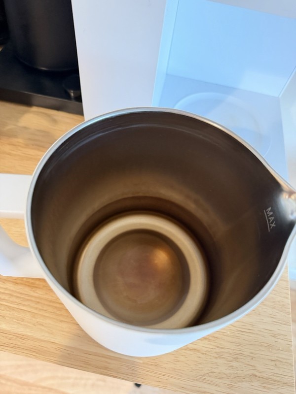 Fellow Aiden Precision Filter Coffee Machine, Digital, Water Tank, White, Carafe gallery