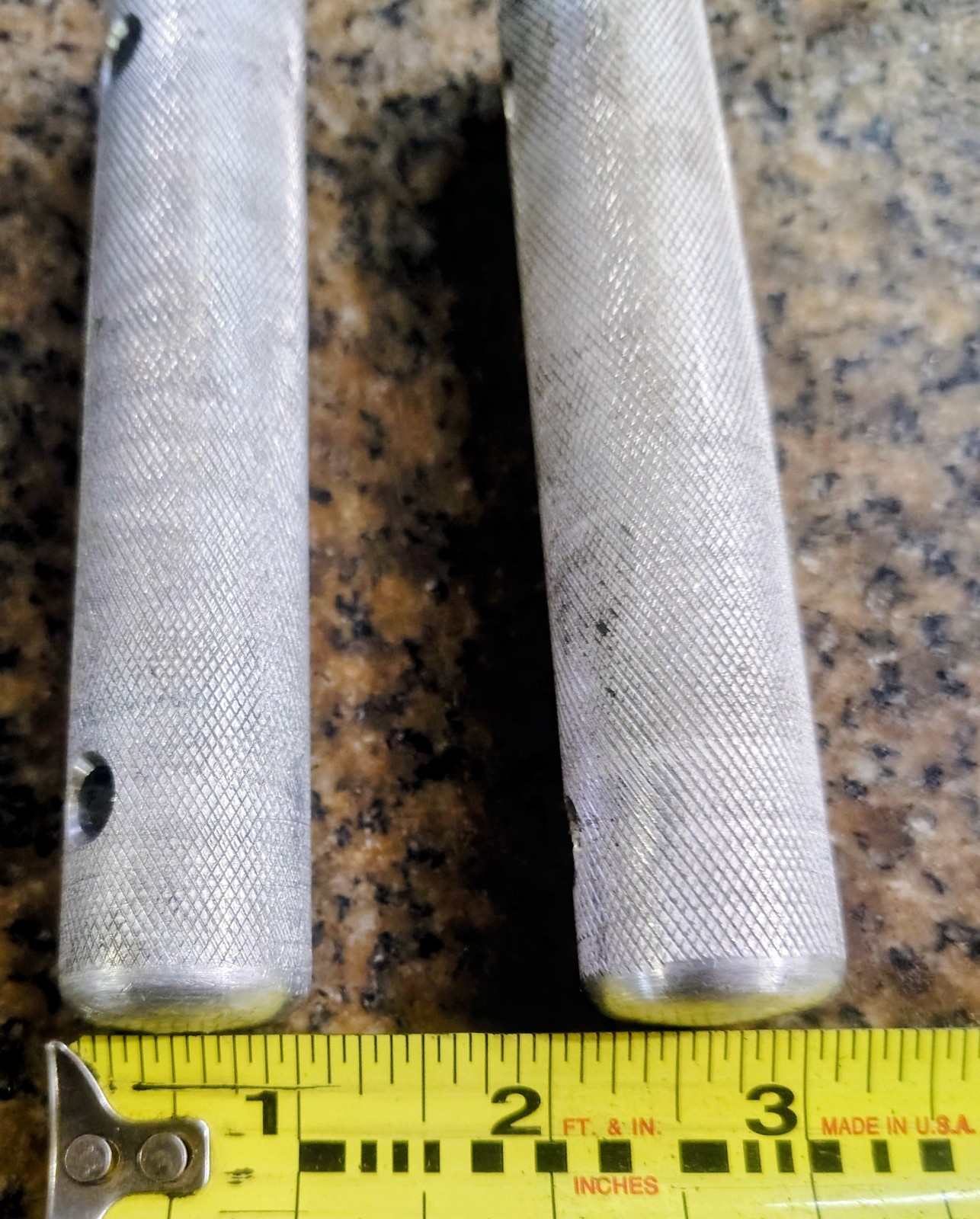 🗽1" KNURLED ALUMINUM HANDLES gallery