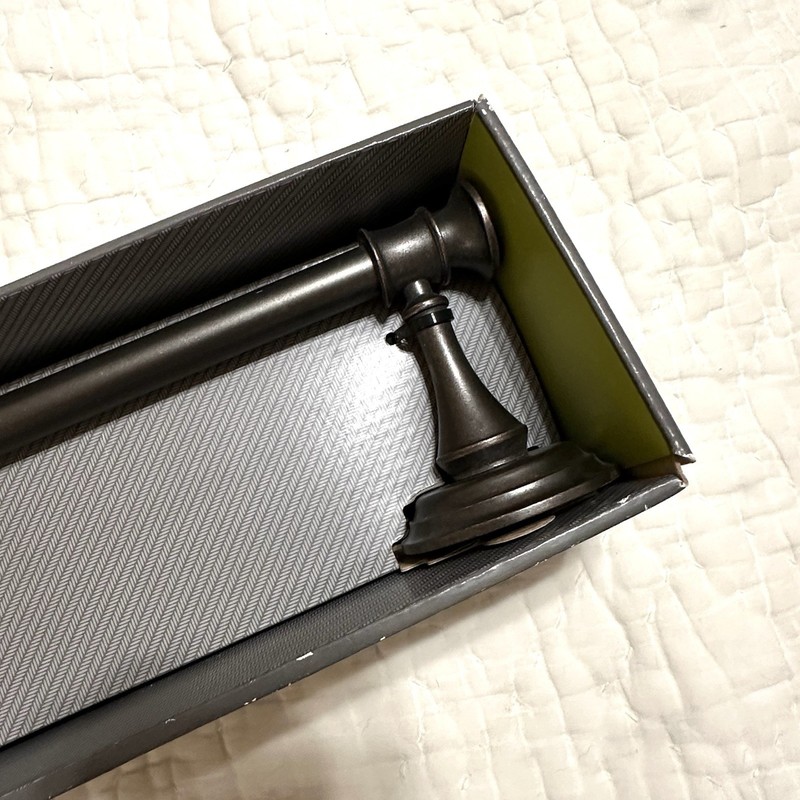 Threshold JOCELIN Collection 24 Inch Towel Bar Oil-Rubbed Bronze Finish New gallery