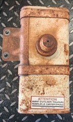 Briggs & Stratton Simplicity 1 Gallon STEEL Gas Tank 9.75″ X 4.75″ X 5.5″ WHITE