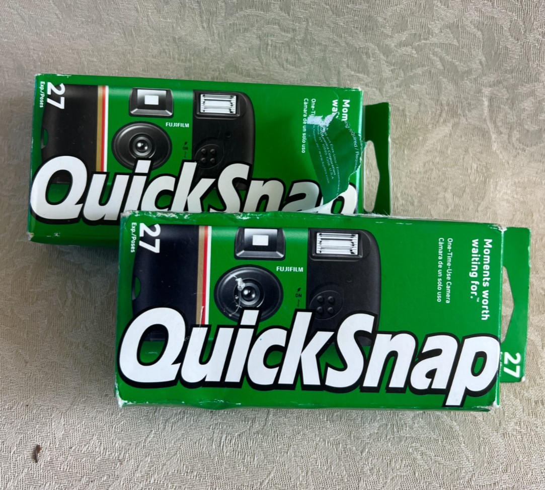 Fujifilm QuickSnap Flash 400 Disposable Camera 35mm Film 27 Exp NIB NOS Two Lot gallery