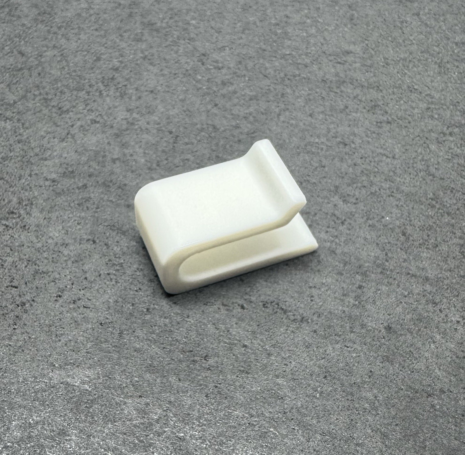 (20-Pack) Dutch Oven Lid Protector Clips - For Pot & Pan for Safe Stacking gallery