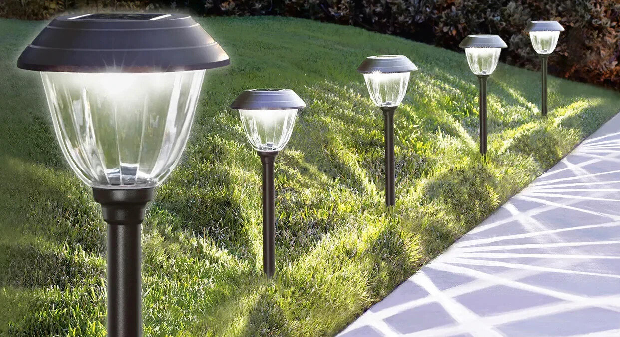 MEMBER'S MARK OIL-RUBBED BRONZE LED SOLAR PATH LIGHTS, 5 Pack gallery