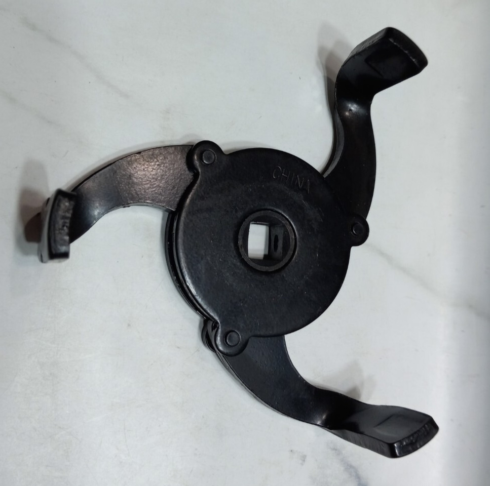 Generic Unbranded JAW OIL FILTER WRENCH 3 Points of Contact gallery
