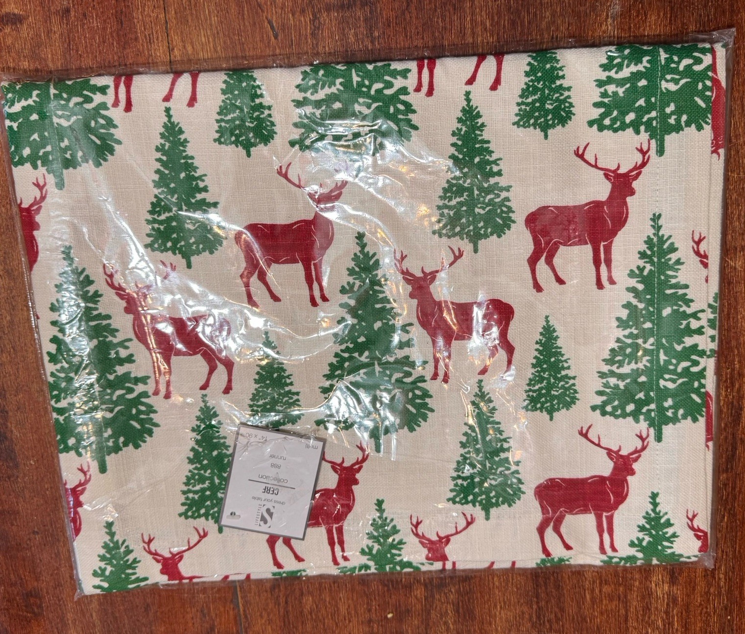 Saro Lifestyle Cerf Collection Deer & Trees Christmas Table Runner, 14”x 90” gallery