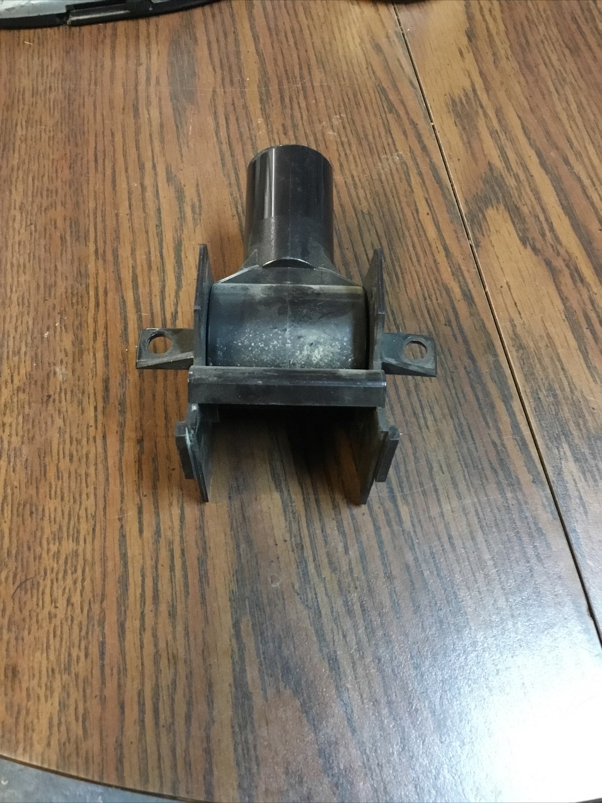 Rainbow D4 D4SE Power Nozzle Elbow. Color May Vary. SH-23 gallery