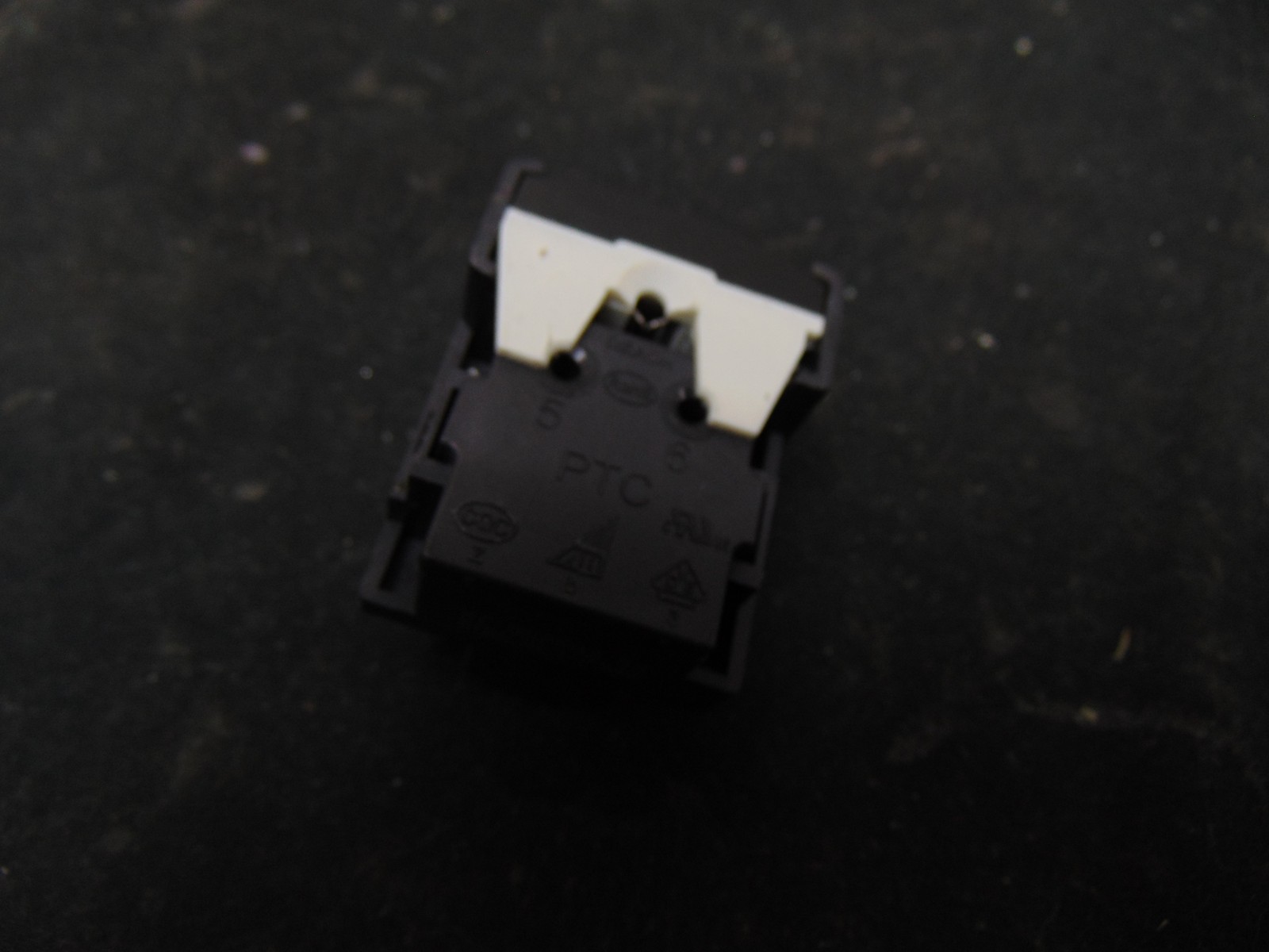 Frigidaire Refrigerator FFHT2022AW Compressor Starter 5304529285 gallery
