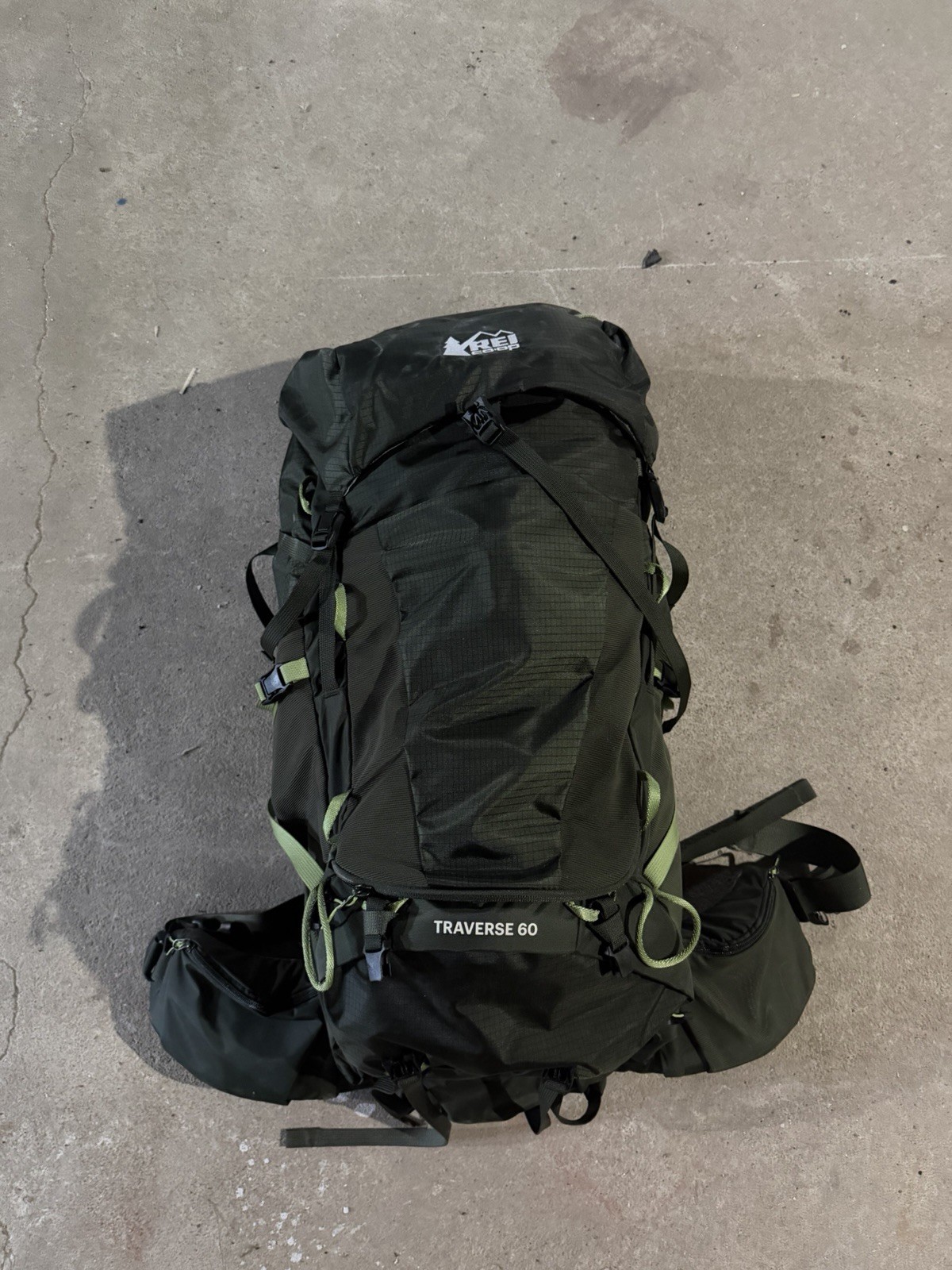 REI traverse 60 Women’s Backpack