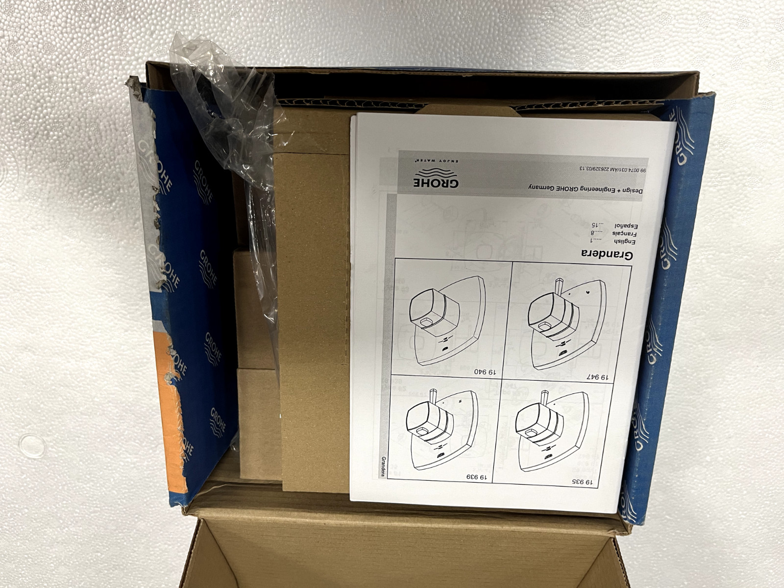 Grohe 19 947 000 Chrome Dual Function Thermostatic Trim W/Control #42667 P27 gallery