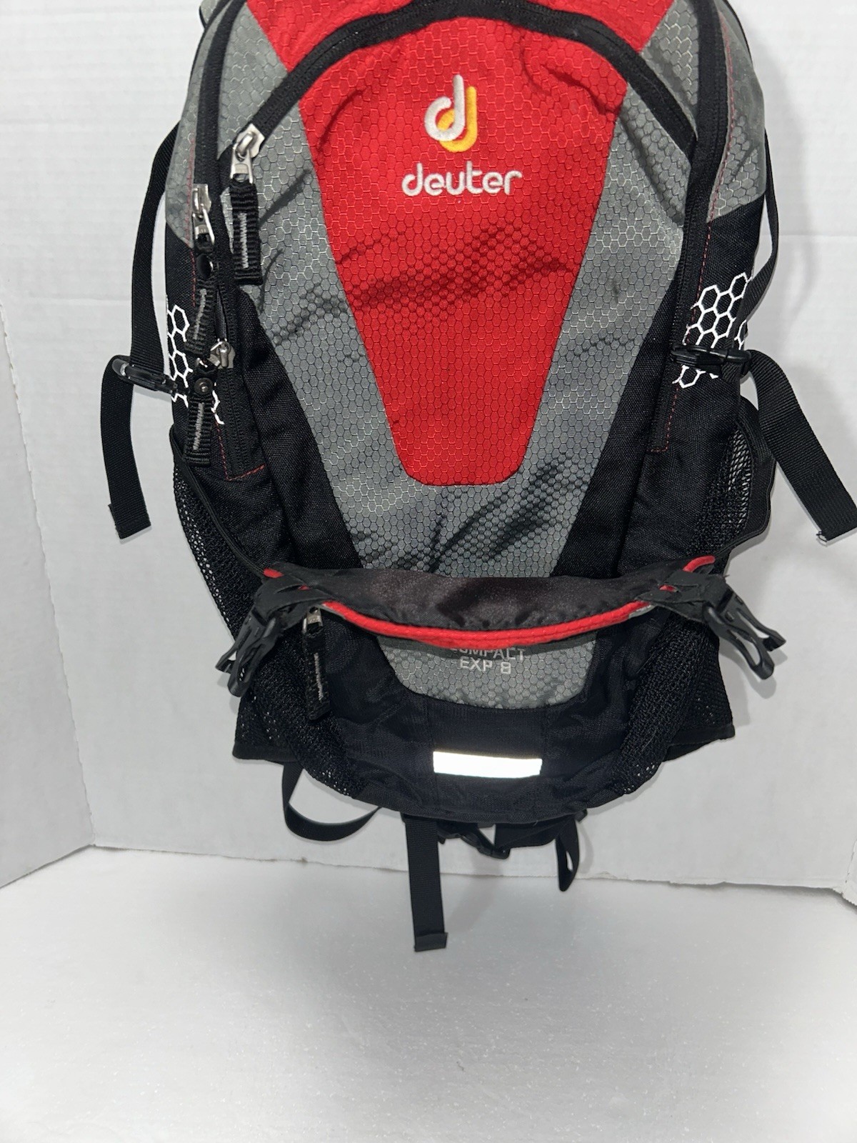 Deuter Compact Exp 8 4