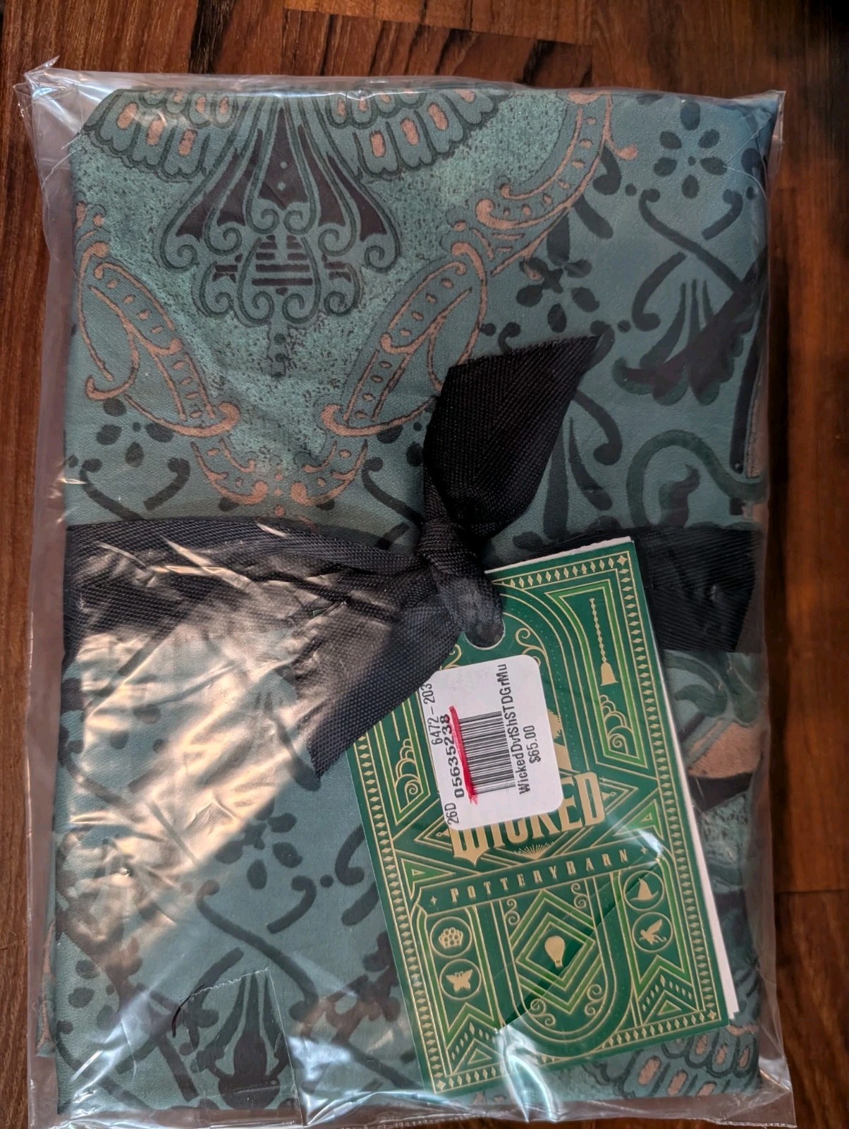 POTTERY BARN Wicked Sham - Elphaba-Green - Std - OPEN BOX gallery
