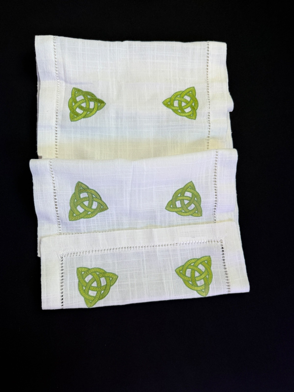 Charles Gallen Irish Linen Textile Trinity Knot Table Runner 12X70 Made Ireland gallery