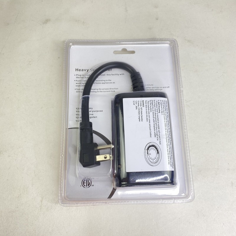 Outdoor Timer 2 Grounded Outlets 24 Hr Programmable Daily Cycle 125VAC 60Hz NEW gallery