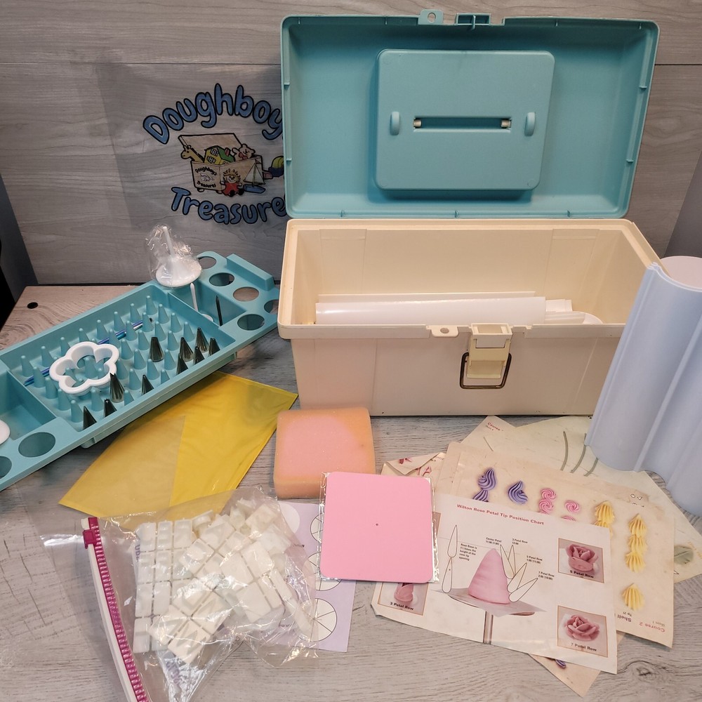 Wilton Cake Decorating Tool Caddy Case 2109-859 with tips and other supplies