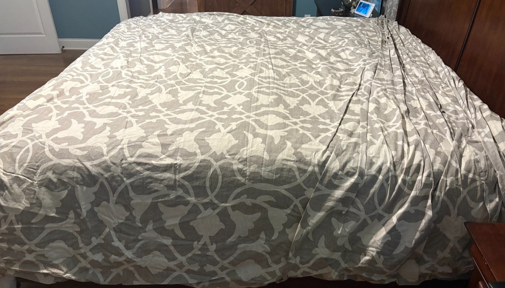 King Size Down Comforter + Decorative Duvet Cover Set – White Duck Down – Excell