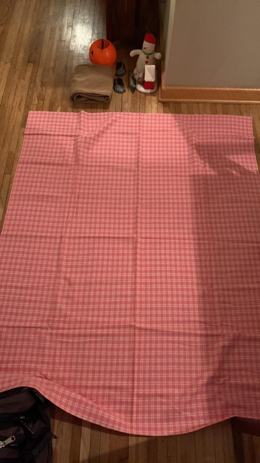 Vintage Gingham Plaid Check Windowpane Fabric 56 x 70 in. gallery