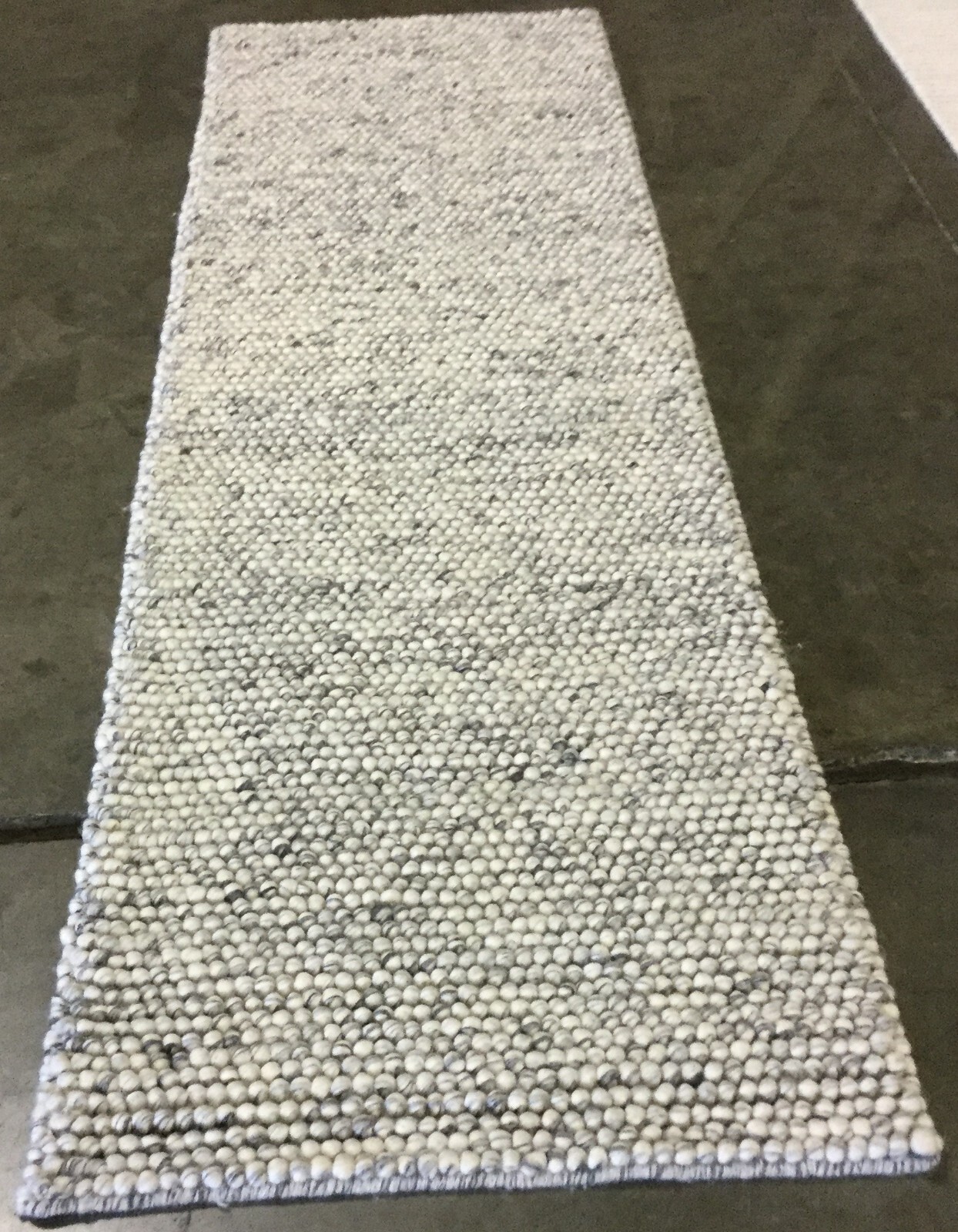 L GREY / IVORY 2'-3" x 8'-0" Back Stain Rug, Reduced Price 1172668583 NAT620G-28 gallery