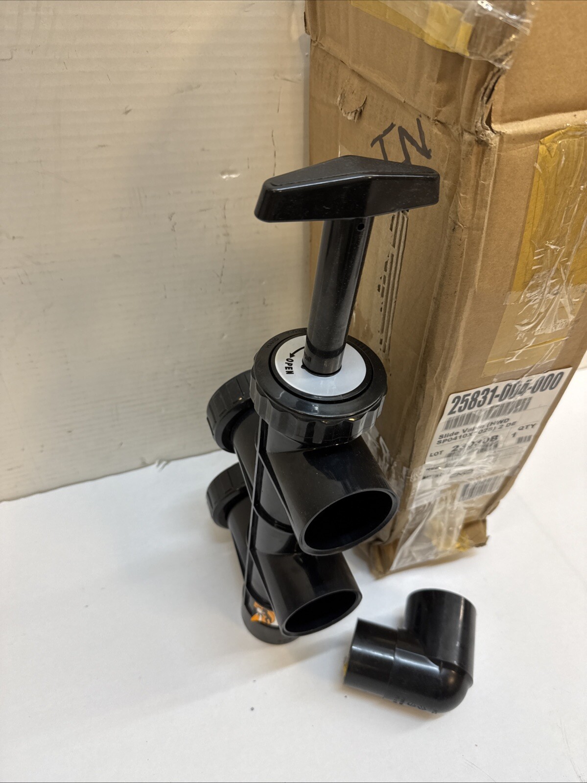 Custom Molded Products Micro-Clear Slide Valve Assembly (25831-004-000) gallery