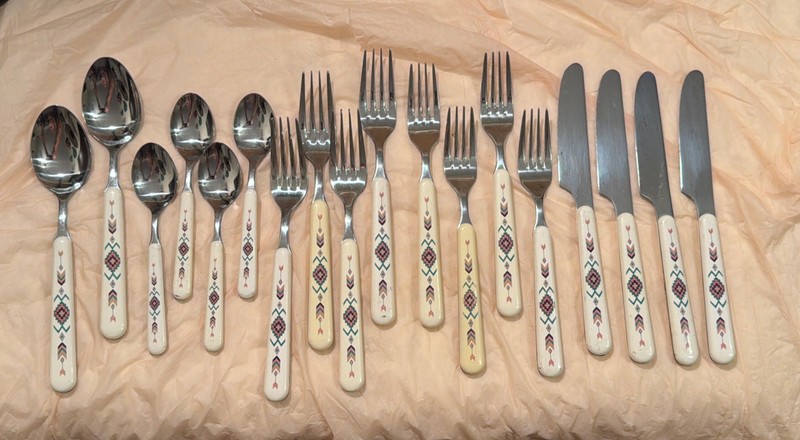 Studio Nova Adirondack Arrow Flatware Set – 18 Pc Stainless China READ gallery