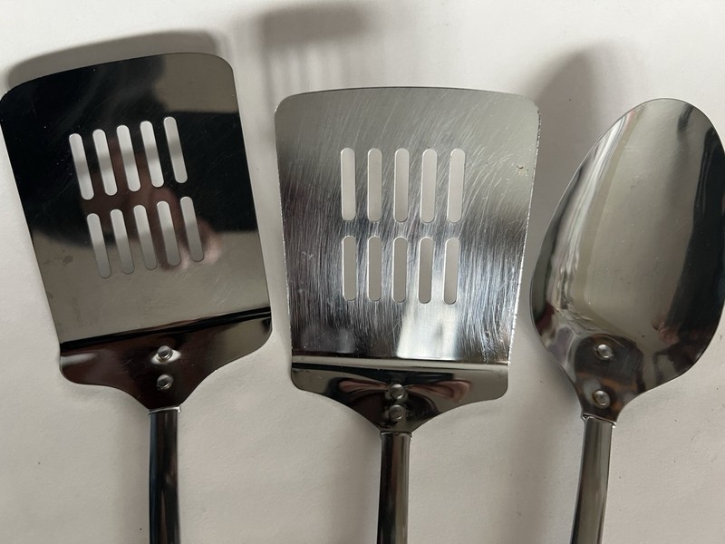 Vintage Spatulas Turners, Slotted Spoon Wheat Handle Set of 3 - Made in Japan gallery