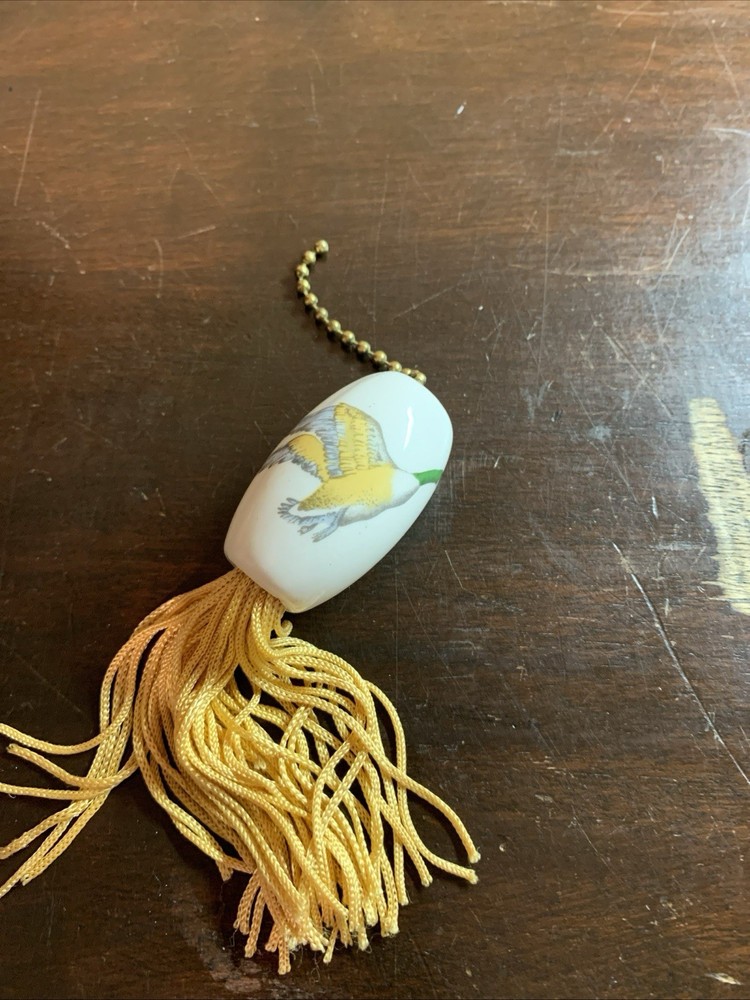 Vintage PORCELAIN Ceiling Fan Light Pull Duck Ceramic 1980s Brass Chain