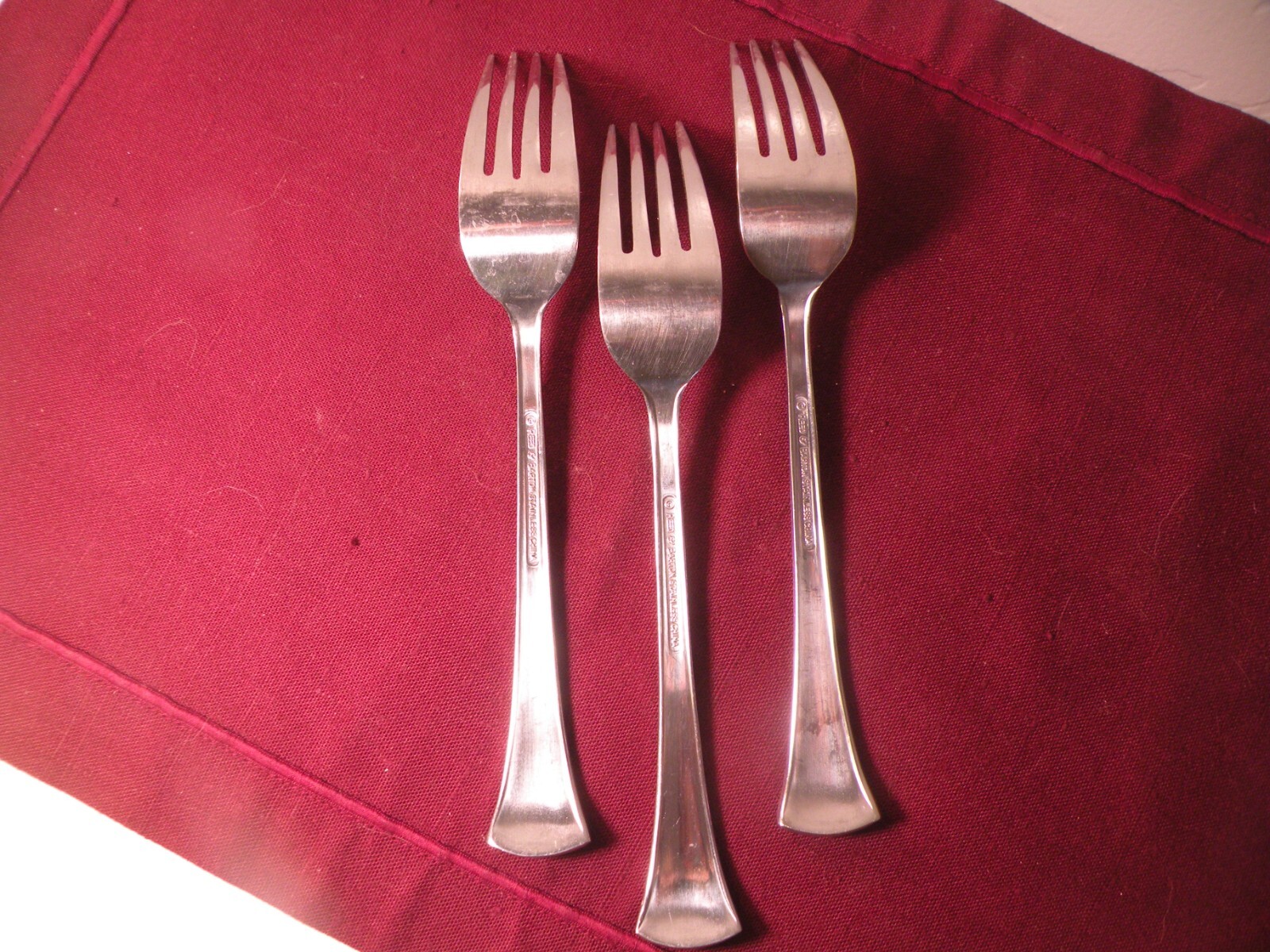 Set Of 3 Dinner Forks Reed & Barton Hillcrest Stainless Flatware 8" gallery