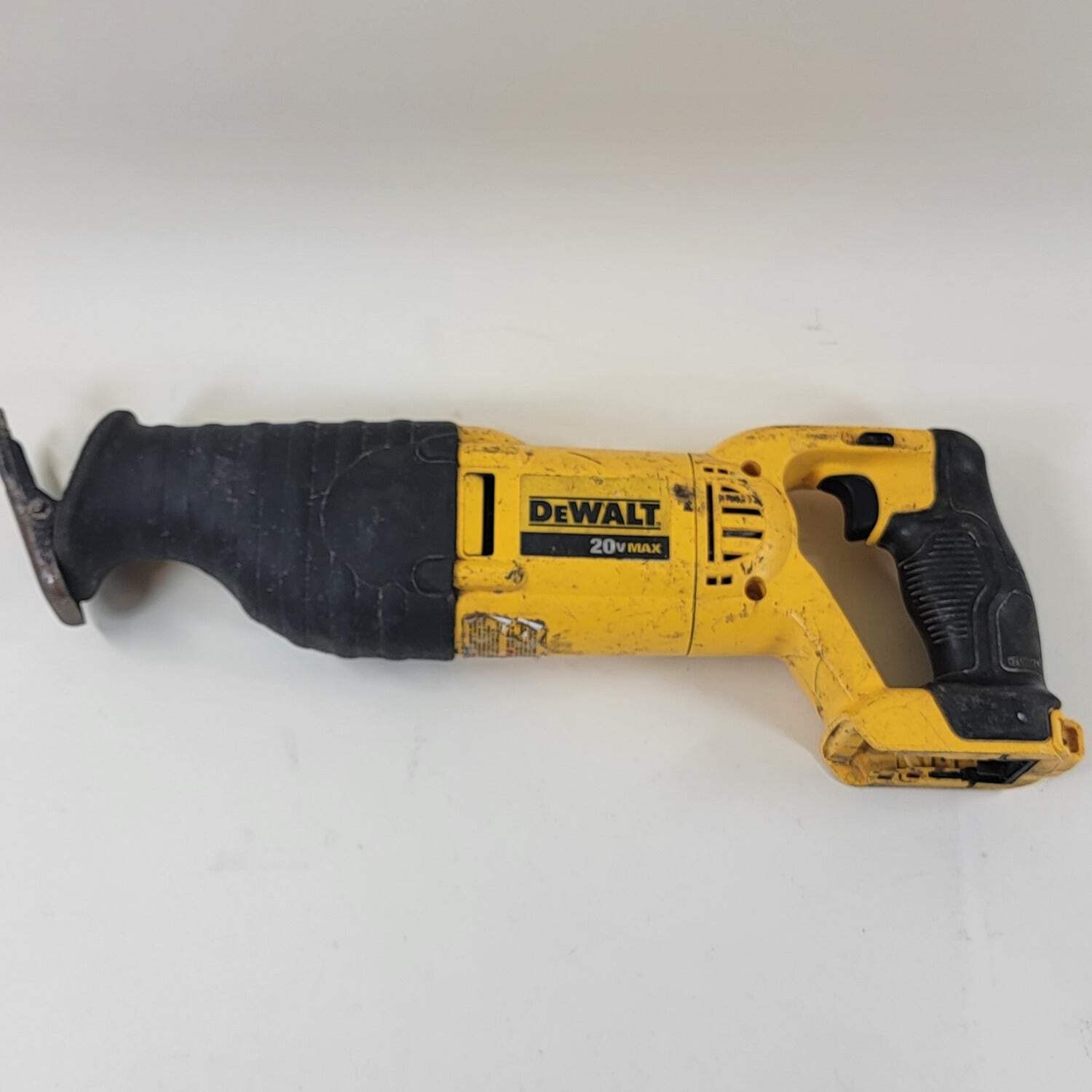 DeWalt DCS381 20V Type 1 Variable Speed Reciprocating Saw gallery