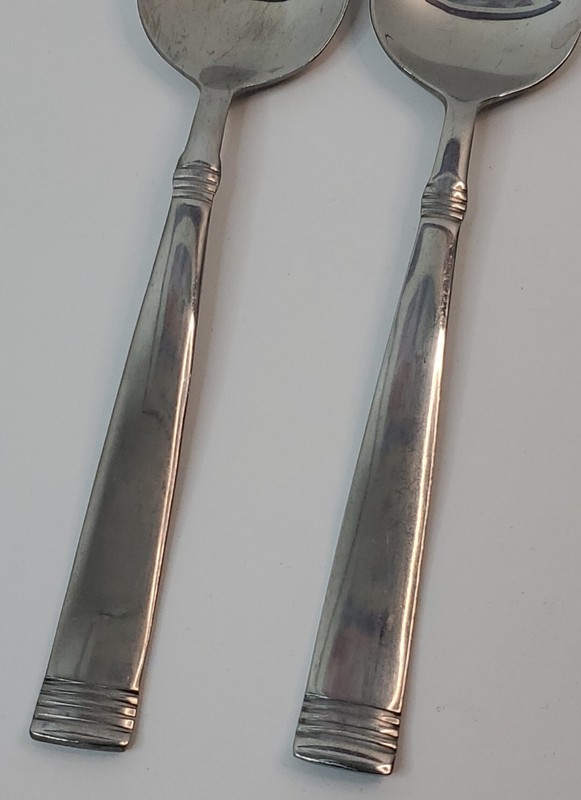 Pfaltzgraff Dinner Soup Spoon 7.5" long Flatware 2 Count 18/0 Stainless gallery