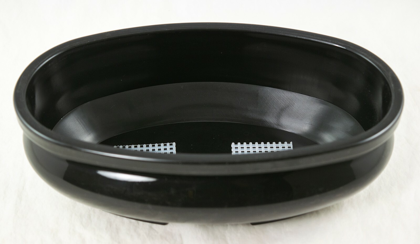 Oval Plastic Heavy Duty Bonsai, Succulent Pot 9"x 5"x 2.75" - Black w/ Mesh gallery