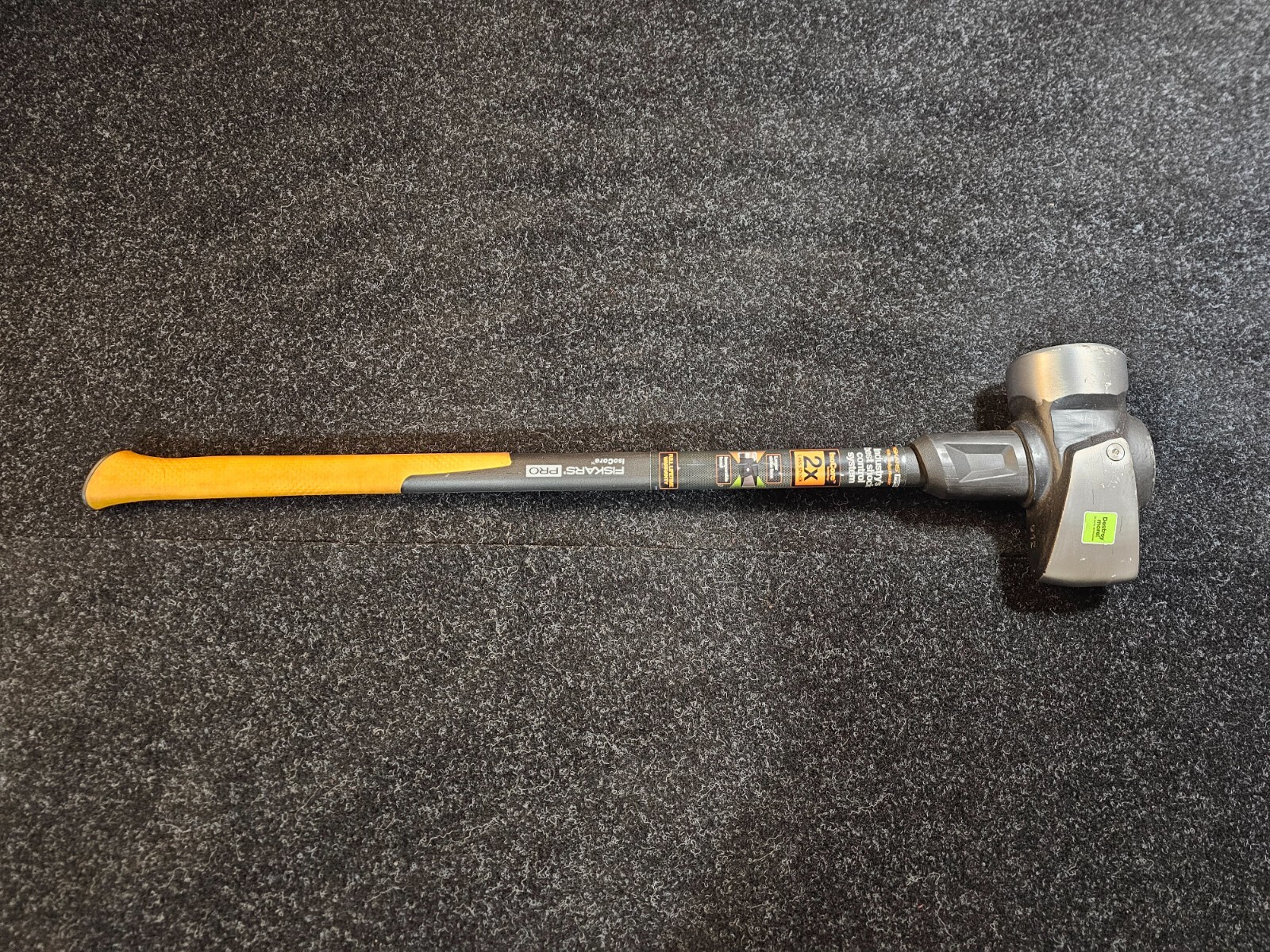 Fiskars Pro IsoCore 16 Lbs Sledge Hammer with 36 Inch Steel Handle 750640-1001 gallery