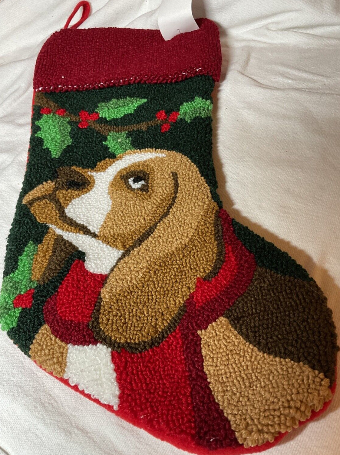 CHRISTMAS STOCKING NEEDLEPOINT BEAGLE DOG BLACK RED BROWN ACRYLIC POLYESTER NWT gallery