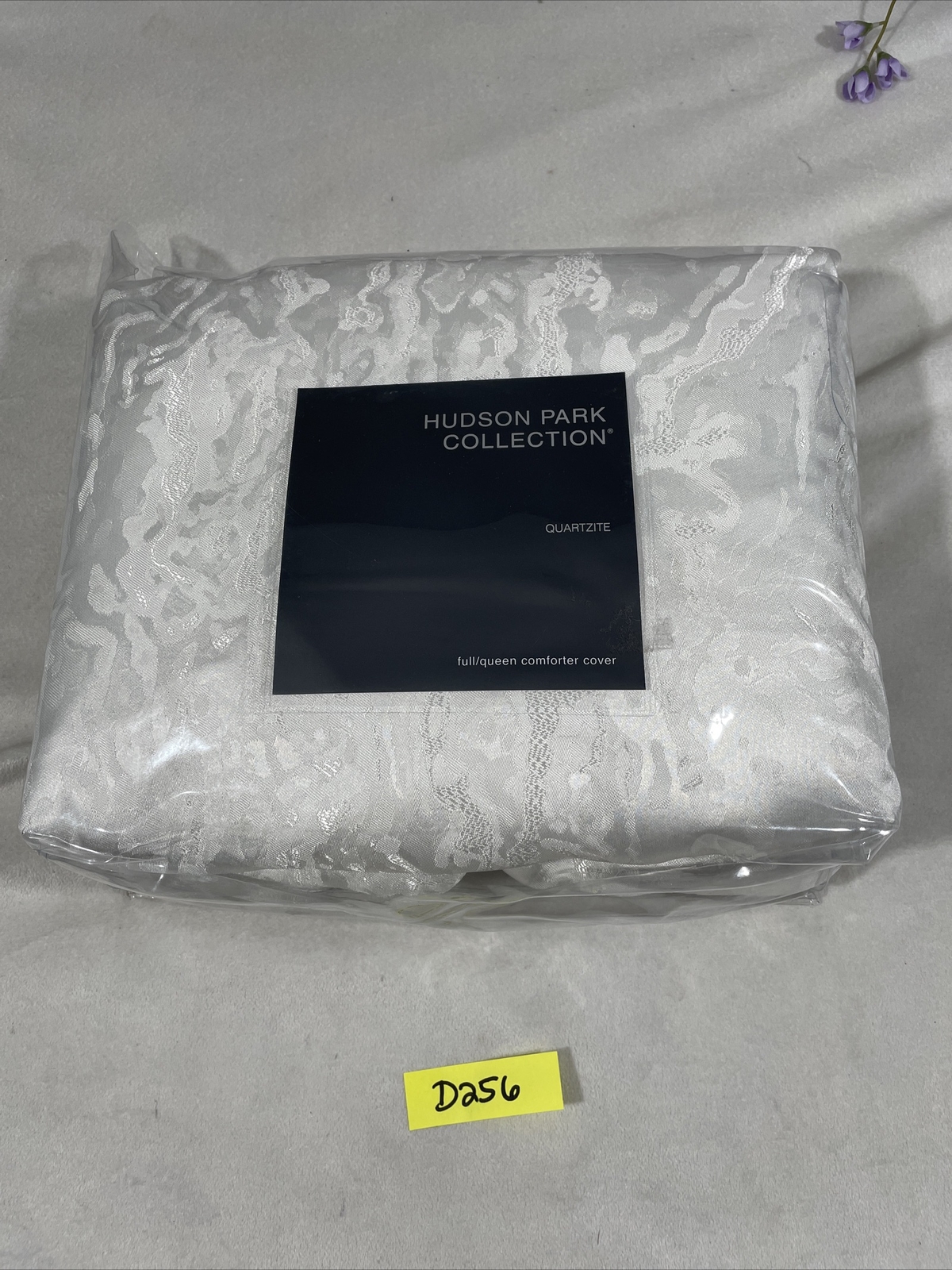 NWD $430 [ Full / Queen ] Duvet Cover for Hudson Park Quartzite in Ivory #D256 gallery
