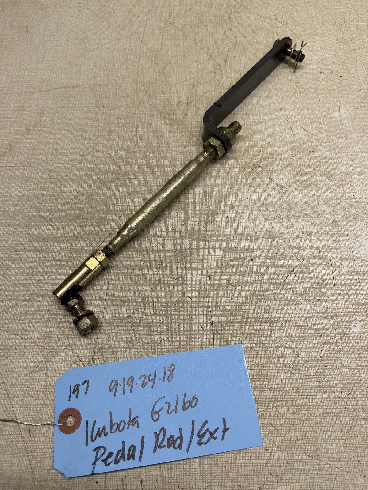 Kubota G2160 Tractor Speed Change Rod And Extension Plate gallery