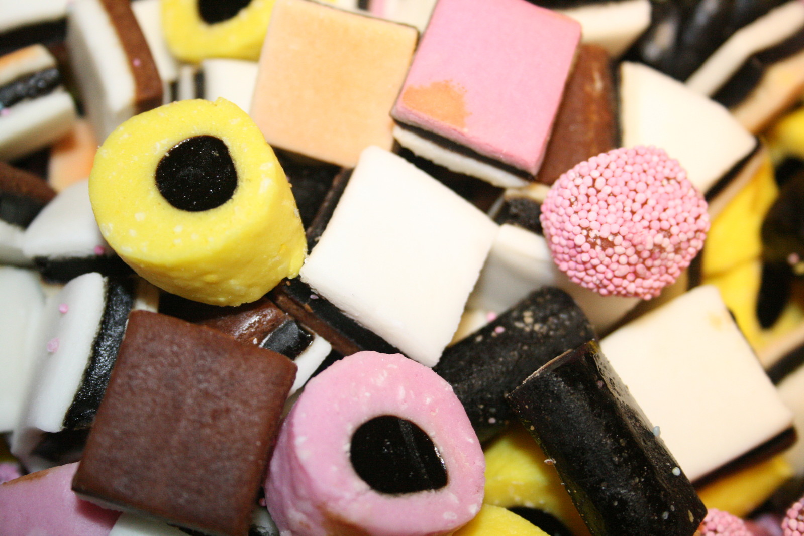 ENGLISH LICORICE ALLSORTS, 5LBS gallery