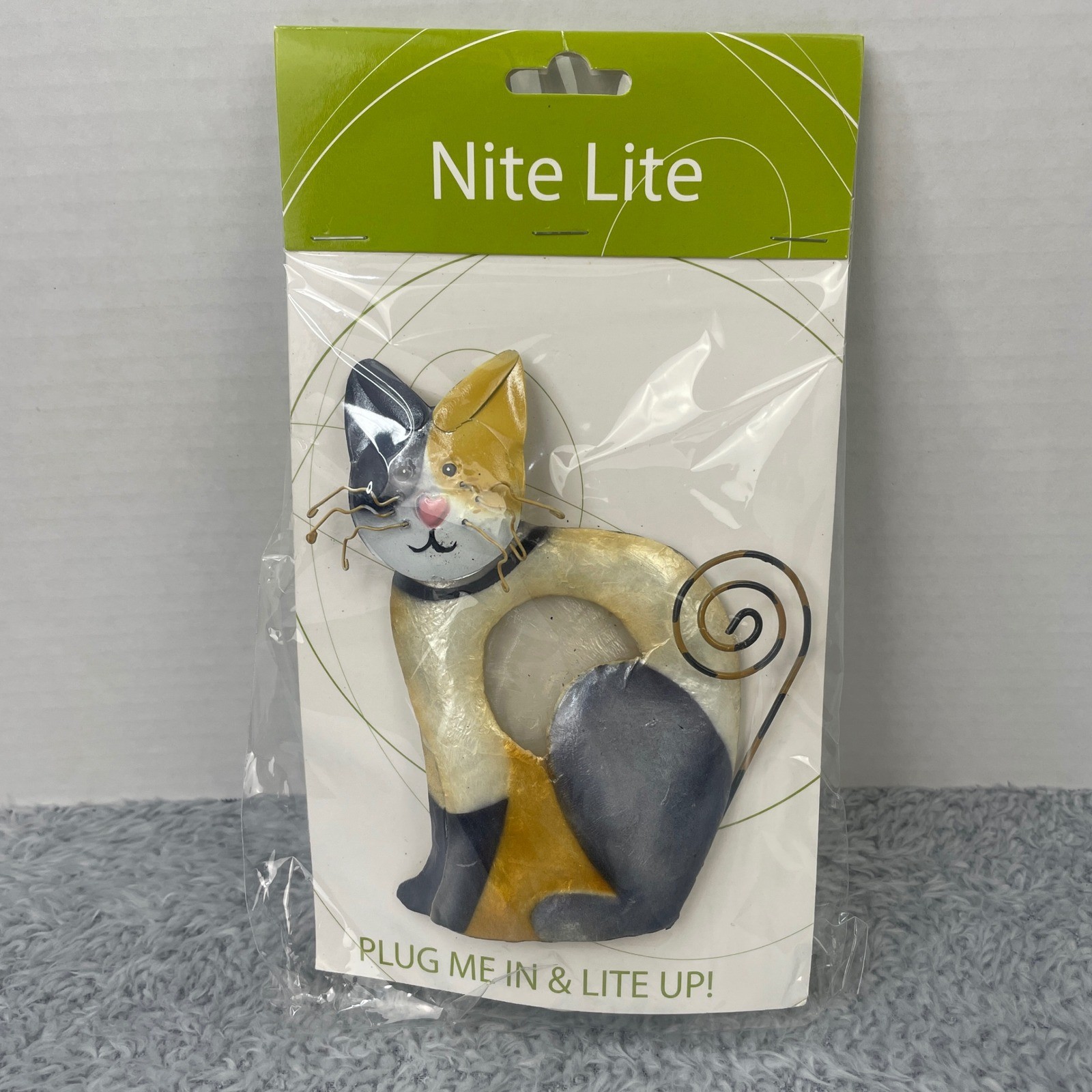Metal Funky Cat Nightlight Yellow Calico Capiz Shell Plug Crazy Cat Kitty gallery