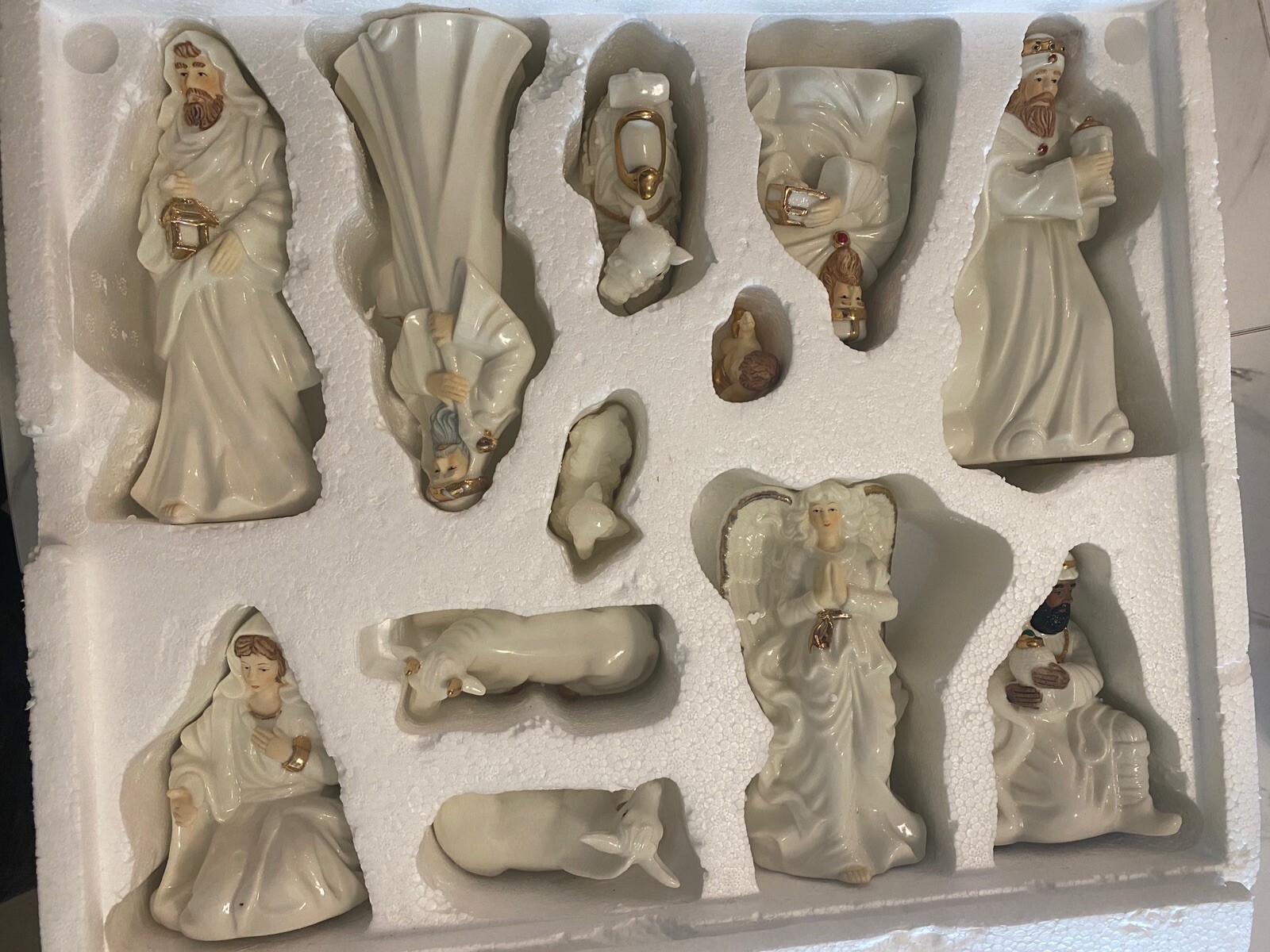 Nativity Set White Fine Porcelain Christmas Holiday without Gold Frame Mirror gallery