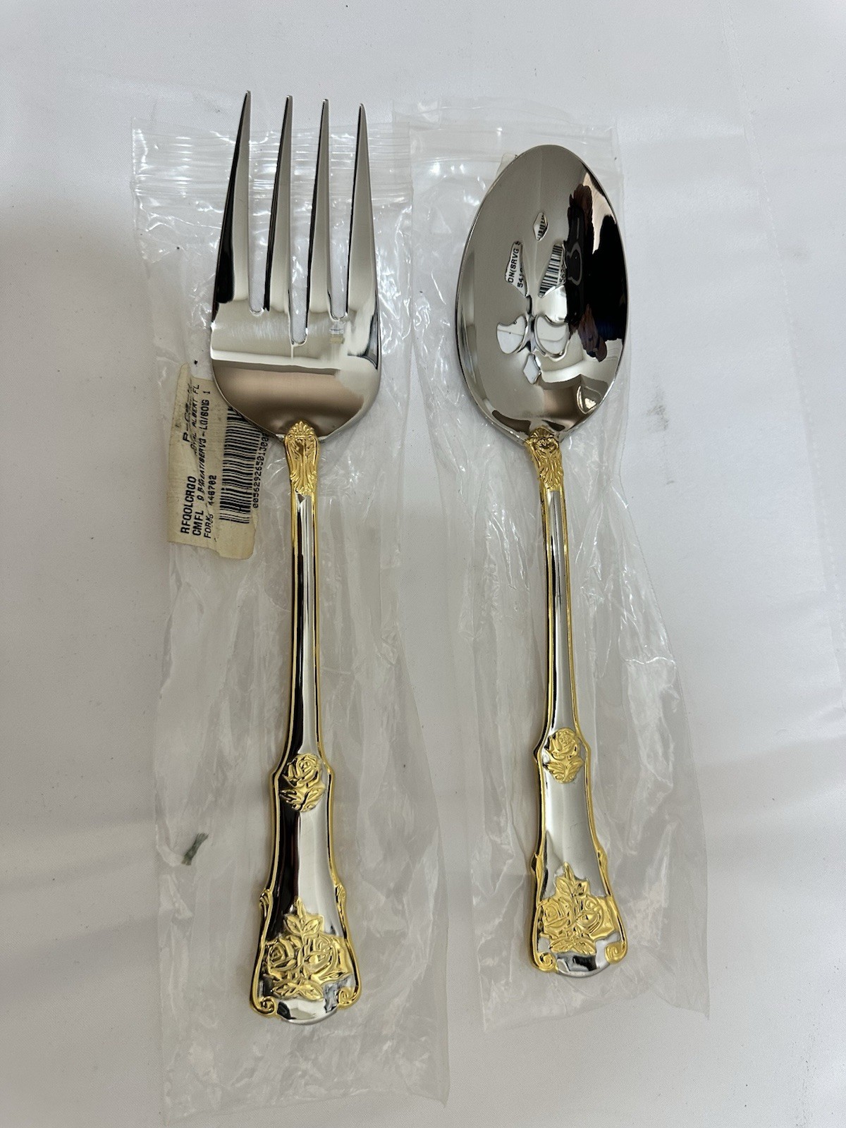 Old Country Roses Royal Albert Flatware Service Set 18/10 Stainless, gallery