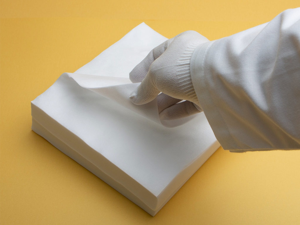 *Sealed* Disposable Cleanroom Wipes 9" X 9'' 150-Sheets Microfirst MFLP.0909.12 gallery