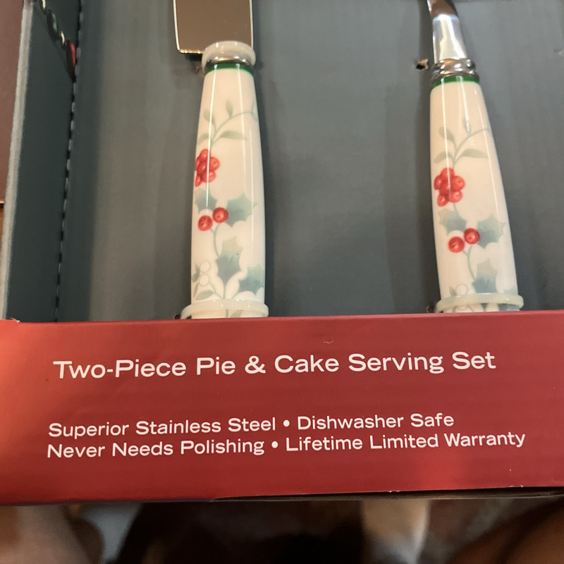 Pfaltzgraff Winterberry Two Piece Pie and Cake Serving Set New In Box! gallery