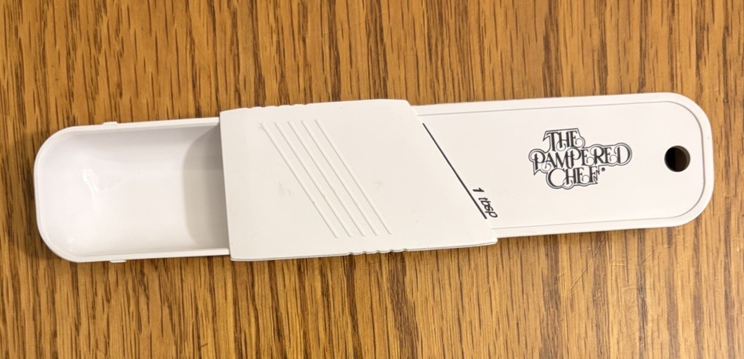 Pampered Chef Adjustable Measuring Spoon #328-827 / 1 tsp to 1 Tbsp EUC gallery
